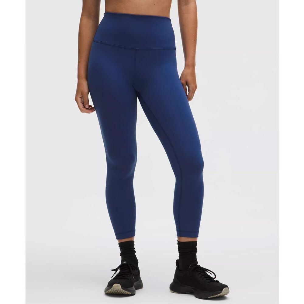 Lululemon Wunder Train crop blue 23” size 8
